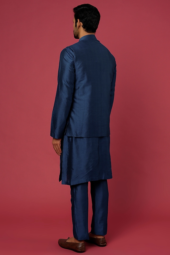 Navy Blue Cotton & Cotton Silk Embroidered Bundi Jacket Set by DiyaRajvvir Men at Pernia's Pop Up Shop