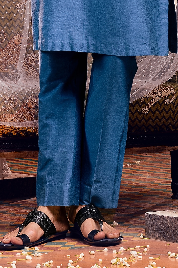 Indigo Blue Cotton Silk Embroidered Kurta Set by DiyaRajvvir Men at Pernia's Pop Up Shop