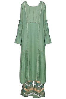 Sage green embroidered kurta set available only at Pernia's Pop Up Shop ...