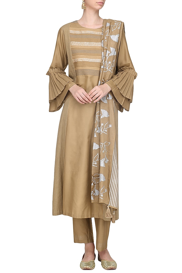 Brown patra embellished kurta set available only at Pernia's Pop Up Shop.