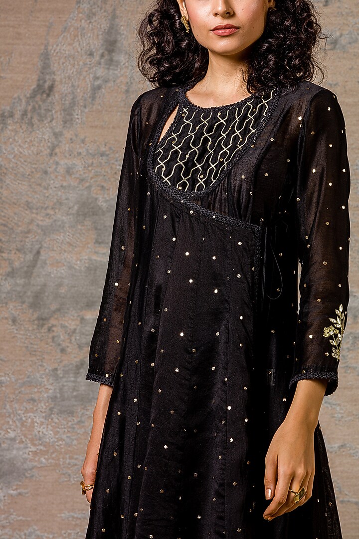Black Sequins Hand Embroidered Kurta Set by Devnaagri at Pernia's Pop Up Shop