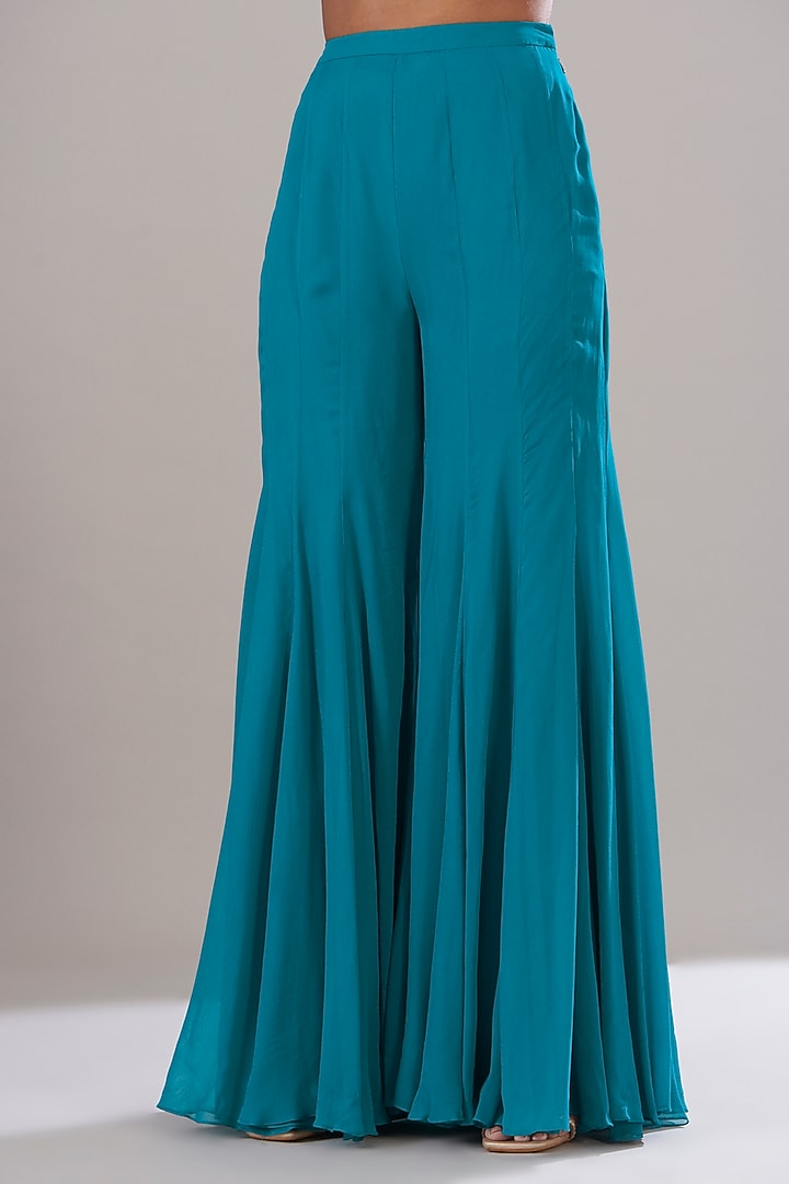 Teal Blue Organza Printed Cape Set by DiyaRajvvir at Pernia's Pop Up Shop