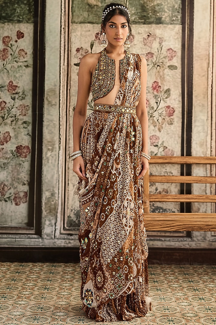 Caramel-Colored Tulle Jaal Printed Draped Tiered Skirt Wedding Saree Set by DiyaRajvvir at Pernia's Pop Up Shop