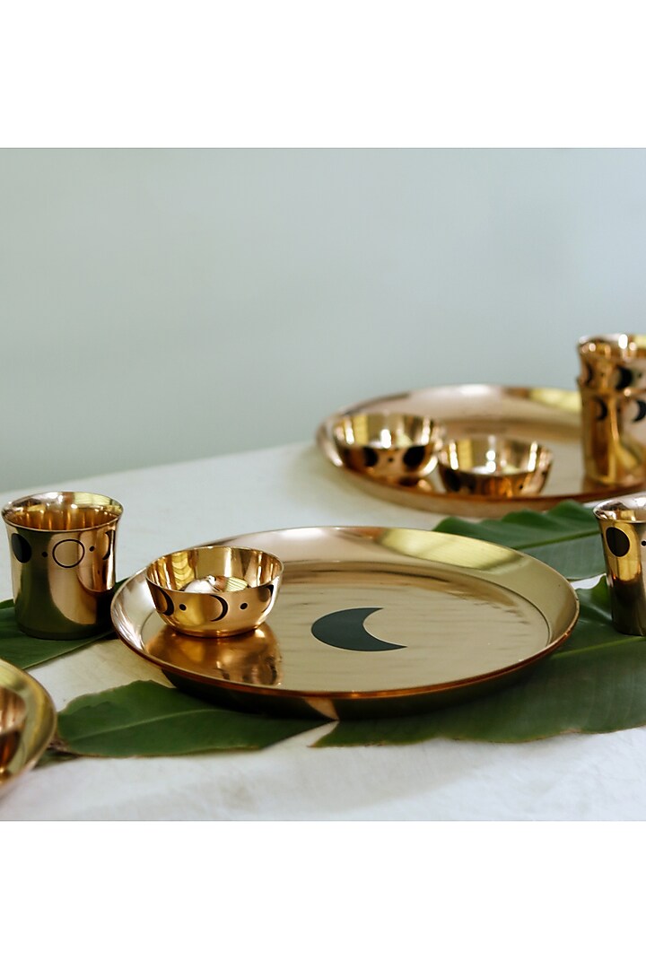 Golden Kansa Dinner Set (Set of 16) by VATA LIVING