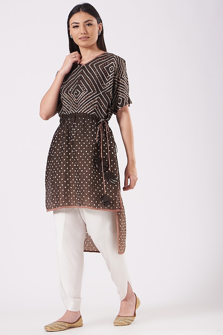 Brown Bandhani Detailed Top by Dyelogue at Pernia's Pop Up Shop
