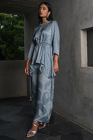 Grey Gajji Silk Bandhani Pant Set by Dyelogue