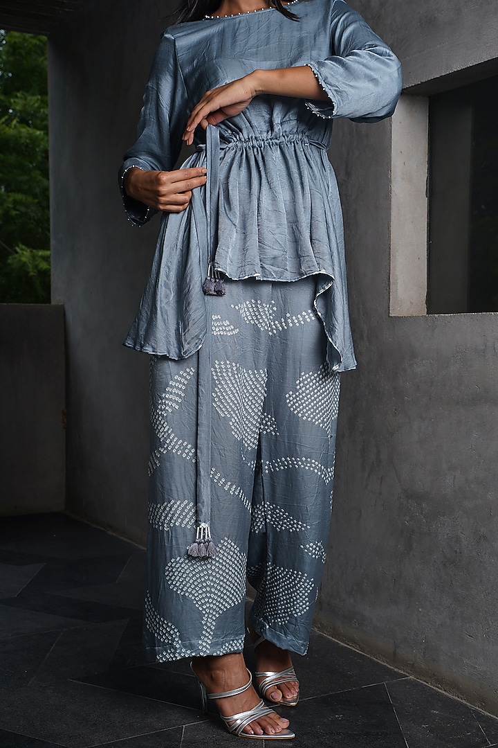 Grey Gajji Silk Bandhani Pant Set by Dyelogue at Pernia's Pop Up Shop