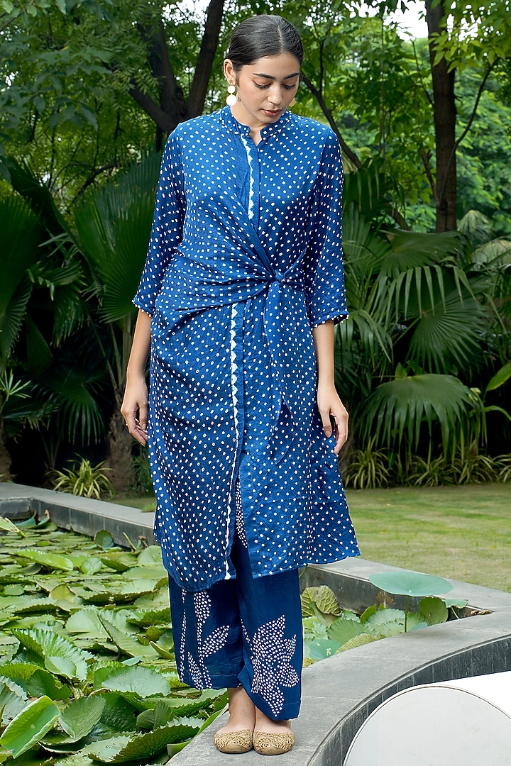 Indigo Blue Gajji Silk Kurta Set by Dyelogue at Pernia's Pop Up Shop