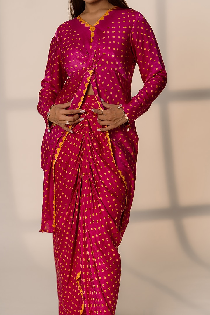 Pink Gajji Silk Bandhani Skirt Set by Dyelogue at Pernia's Pop Up Shop