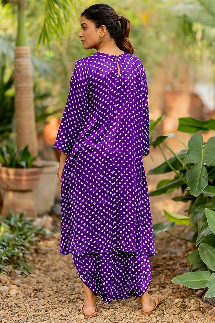 Purple Gajji Silk Motif Embroidered High-Low Kurta Set by Dyelogue at Pernia's Pop Up Shop
