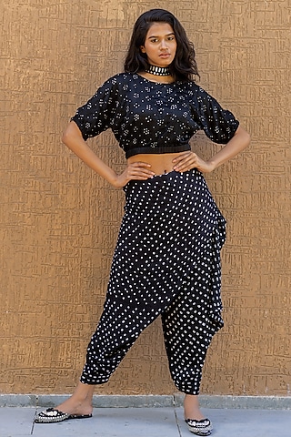 Black Gajji Silk Crop Top by Dyelogue