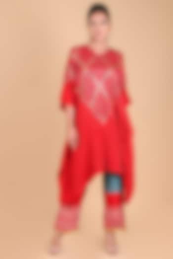 Red Gajji Silk Sequin Embellished Bandhani Kaftan by Dyelogue at Pernia's Pop Up Shop