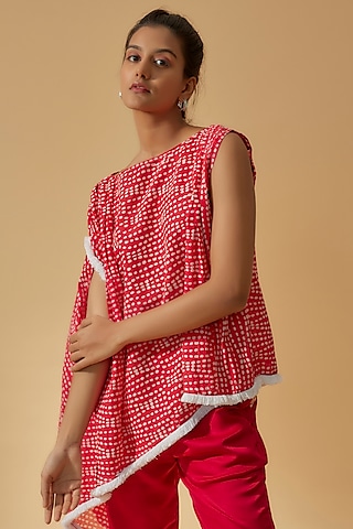 Red Muslin Cotton Printed Kaftan Top by Divya Kanakia