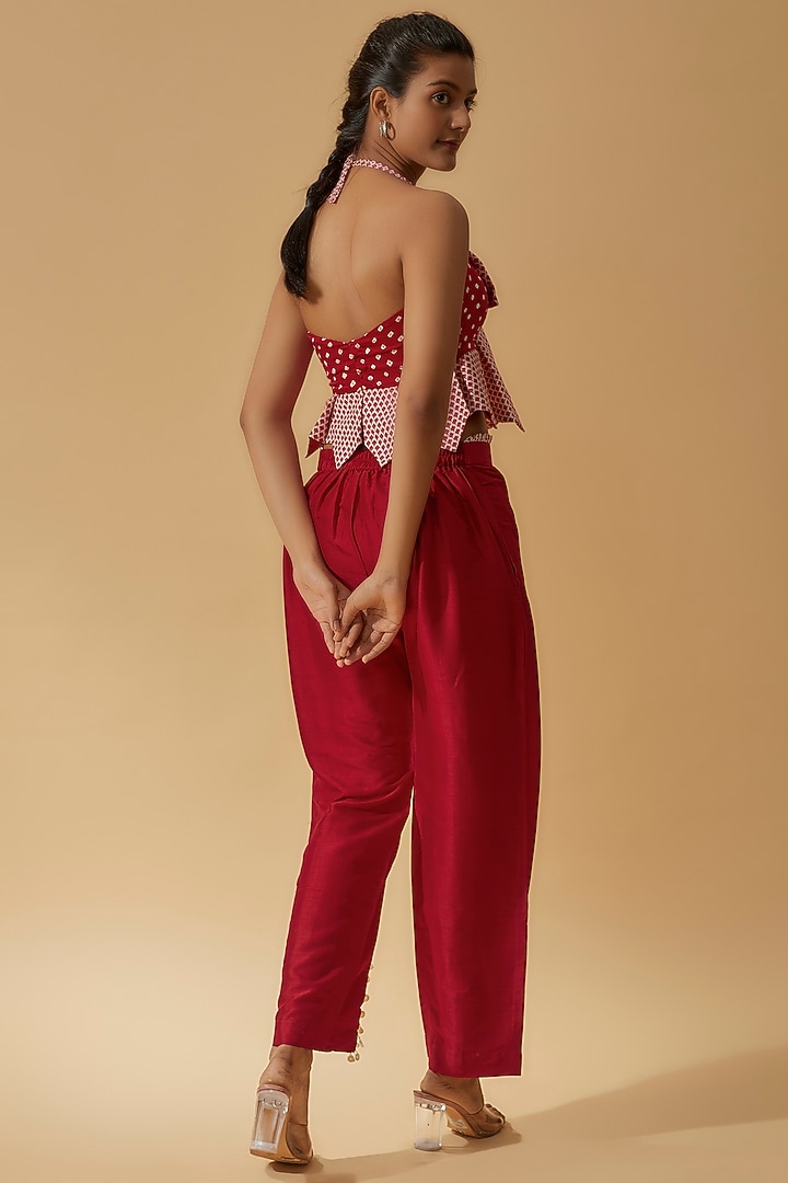 Red & Off-White Chanderi Pant Set by Divya Kanakia at Pernia's Pop Up Shop