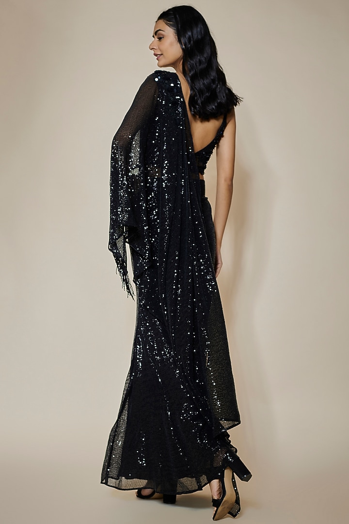 Black Sequins Georgette Embellished Pre-Stitched Wedding Saree Set by Divya Kanakia at Pernia's Pop Up Shop