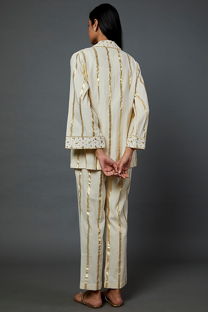 Off-White Cotton Embellished Kurta Set by Divya Kanakia at Pernia's Pop Up Shop