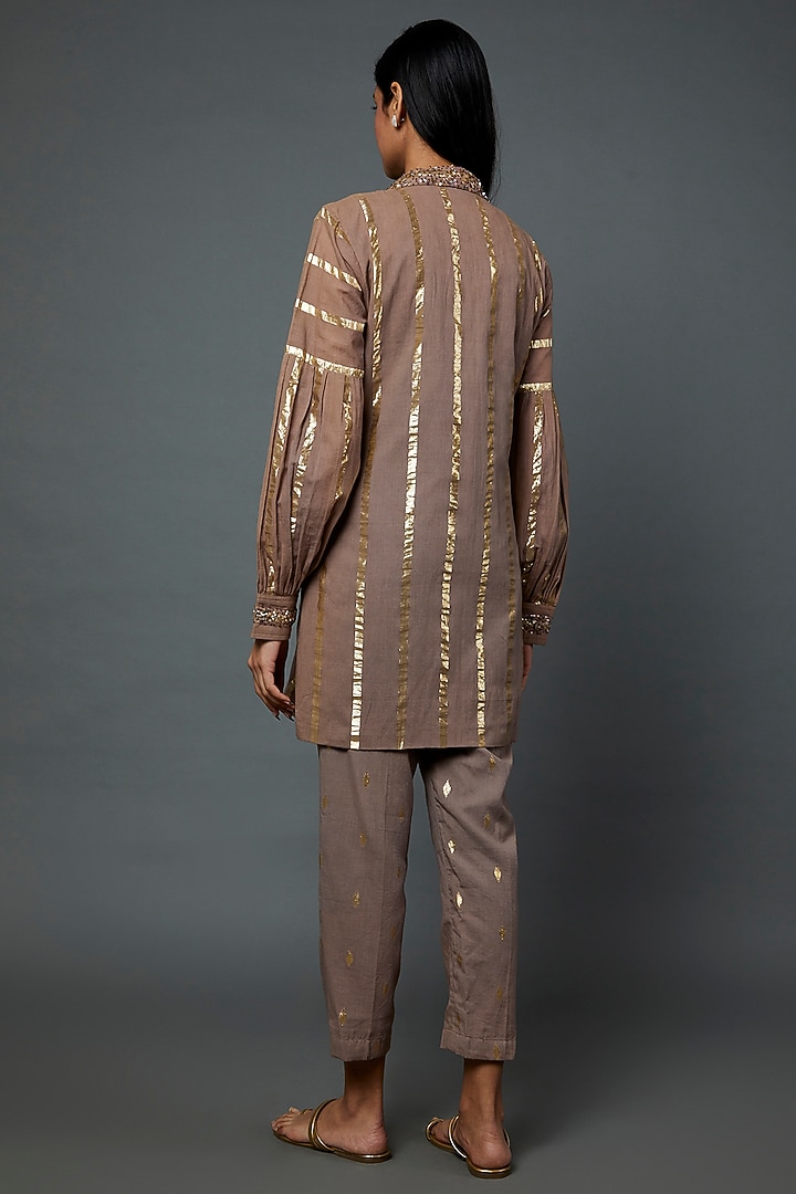 Brown Cotton Embellished Kurta Set by Divya Kanakia at Pernia's Pop Up Shop