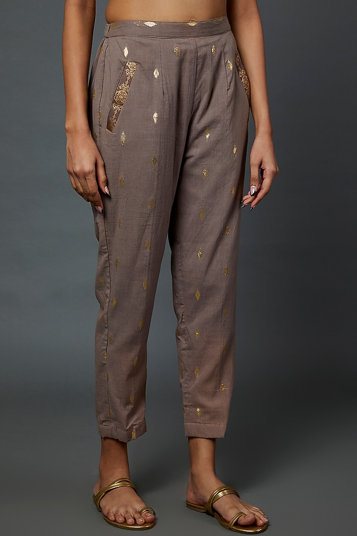 Brown Cotton Embellished Kurta Set by Divya Kanakia at Pernia's Pop Up Shop