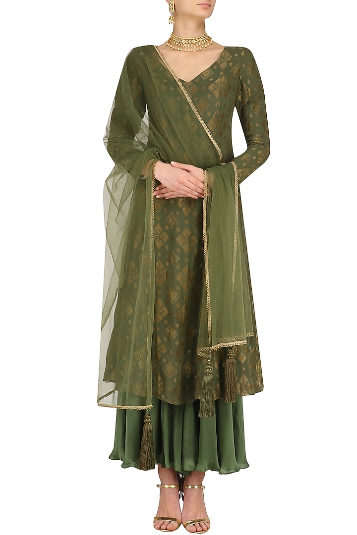 Moss badla embroidered moonga kalidaar kurta set available only at Pernia's Pop Up Shop.