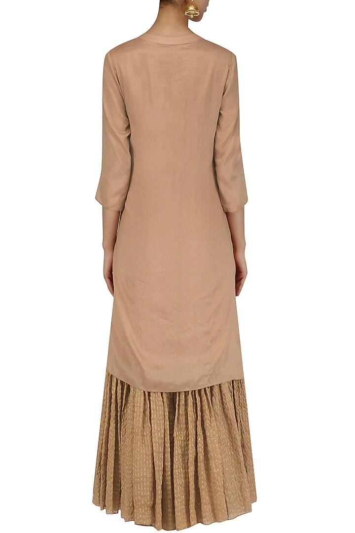 English rose pleated embroidered kurta and sharara set available only at Pernia's Pop Up Shop.