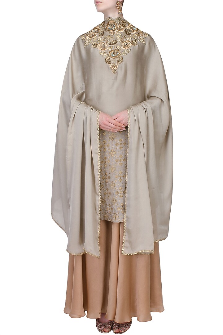 Steel grey zardozi thread embroidered handcrafted kurta with blush pink sharara pants set available only at Pernia's Pop Up Shop.