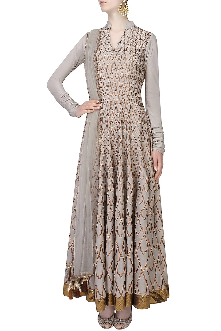 Steel grey diagonal pattern badla work kalidaar kurta with churidaar pants set available only at Pernia's Pop Up Shop.
