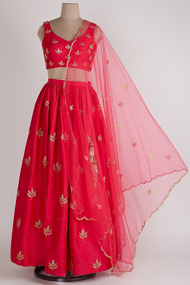 Pink Embroidered Lehenga Set by Ease