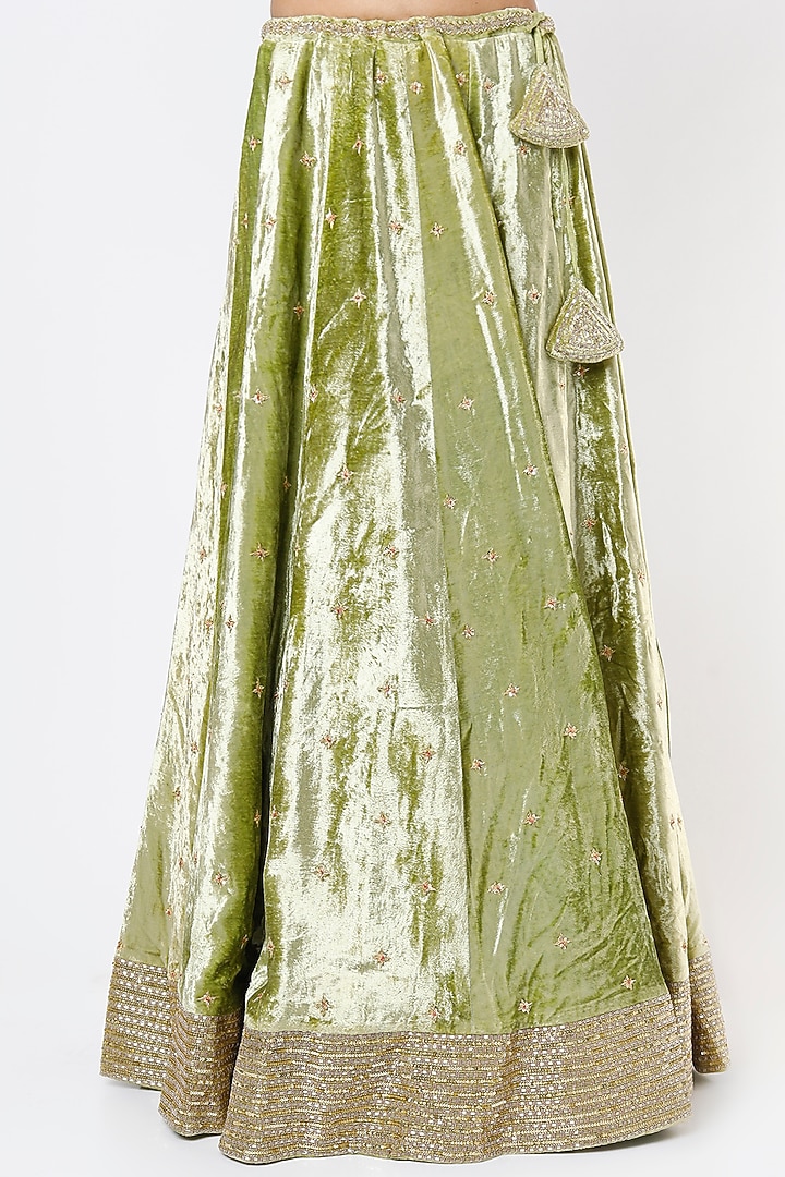 Green Embroidered Wedding Lehenga Set by Ease at Pernia's Pop Up Shop