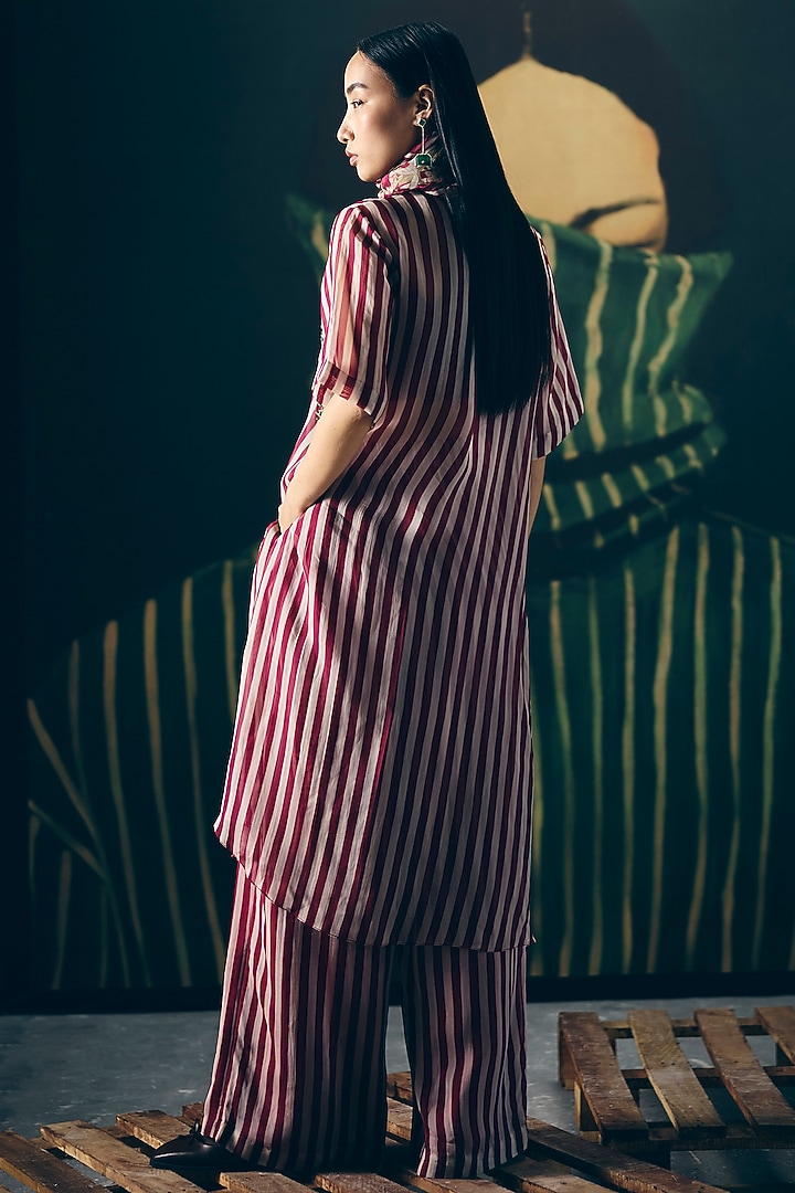 Maroon Pure Organza Striped Kurta Set by Ease at Pernia's Pop Up Shop