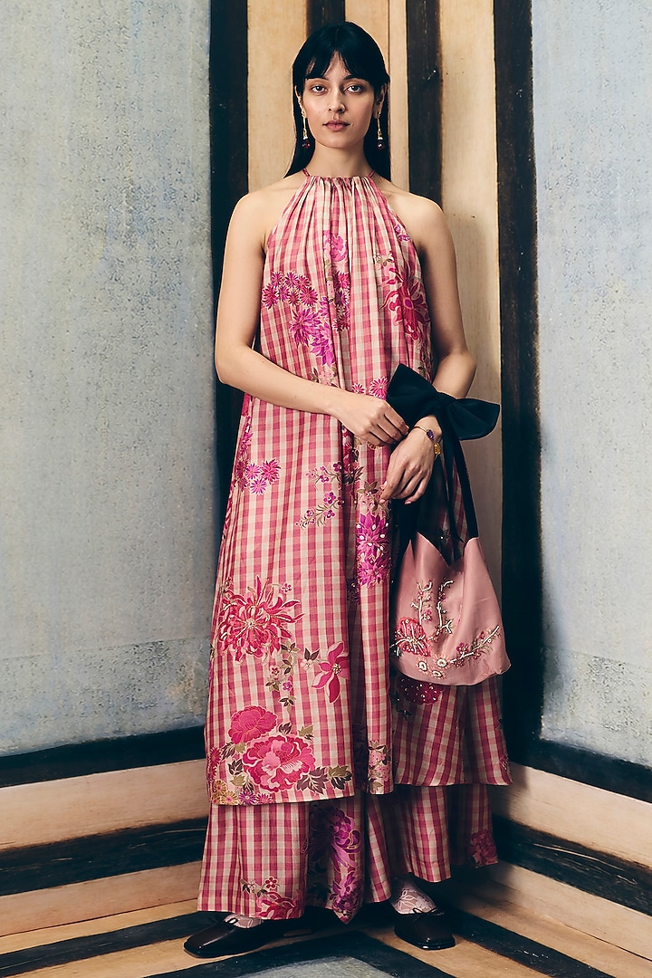 Pink China Silk Gingham Printed Kurta Set by Ease at Pernia's Pop Up Shop