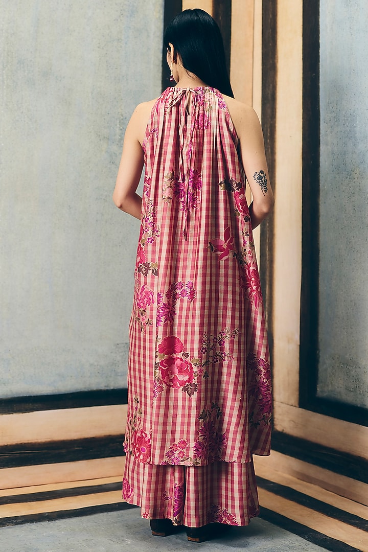 Pink China Silk Gingham Printed Kurta Set by Ease at Pernia's Pop Up Shop