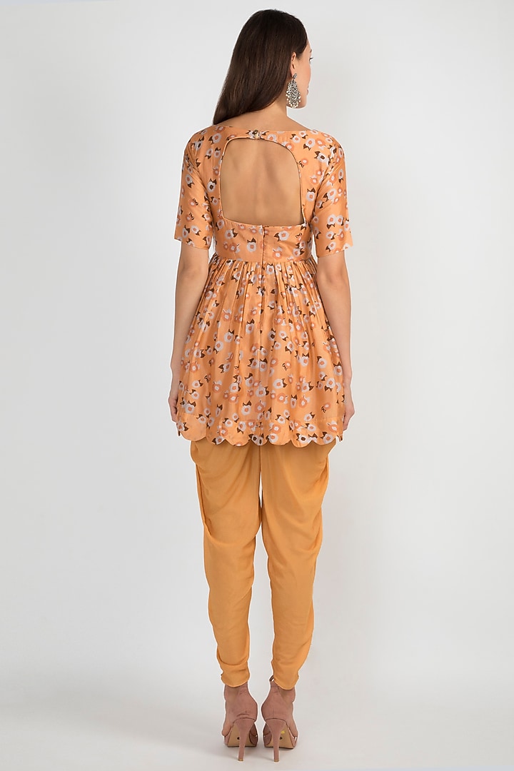 Peach Printed & Embroidered Kurta Set by Ease at Pernia's Pop Up Shop