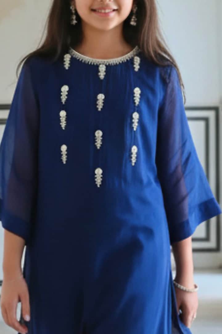 Royal Blue Viscose Organza Floral Booti Embroidered Kurta Set For Girls by Ease kids at Pernia's Pop Up Shop