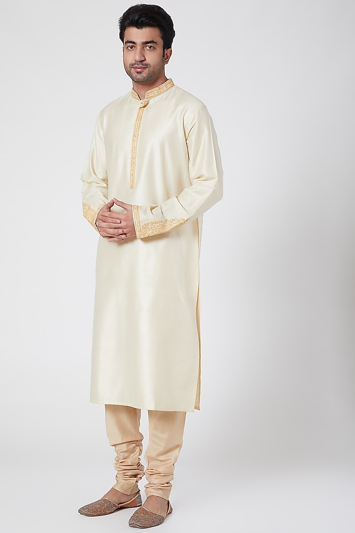 Ivory Kurta Set by Ekam by Manish Gupta