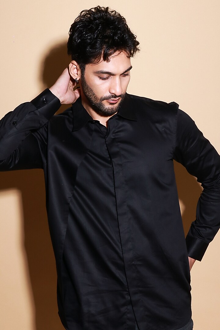 Black Lycra Party Wear Shirt by ECHKE Men at Pernia's Pop Up Shop