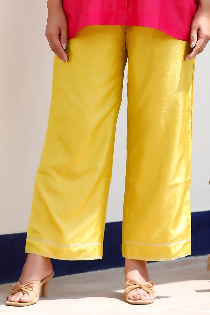 Pink Pure Silk Embroidered Loose Kurta Set by EEDA at Pernia's Pop Up Shop
