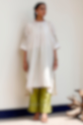 Ivory Pure Silk Embroidered Boxy Kurta Set by EEDA at Pernia's Pop Up Shop