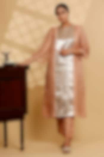 Peach Silk Organza Patchwork Kurta Set by EEDA at Pernia's Pop Up Shop