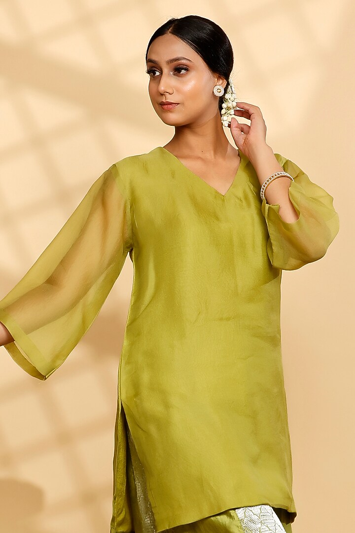 Green Silk Organza Kurta Set by EEDA at Pernia's Pop Up Shop