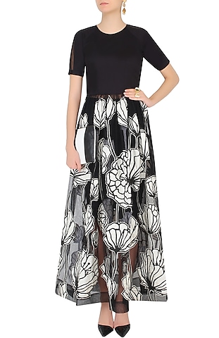 Black and White Floral Encroaching Maxi Dress With Fitted Skirt by Eshaani Jayaswal