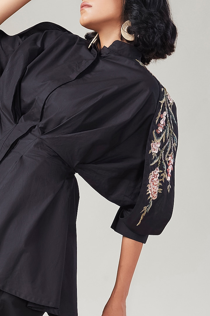 Black Cotton & Poplin Embroidered Co-Ord Set by Ek Dhaaga at Pernia's Pop Up Shop