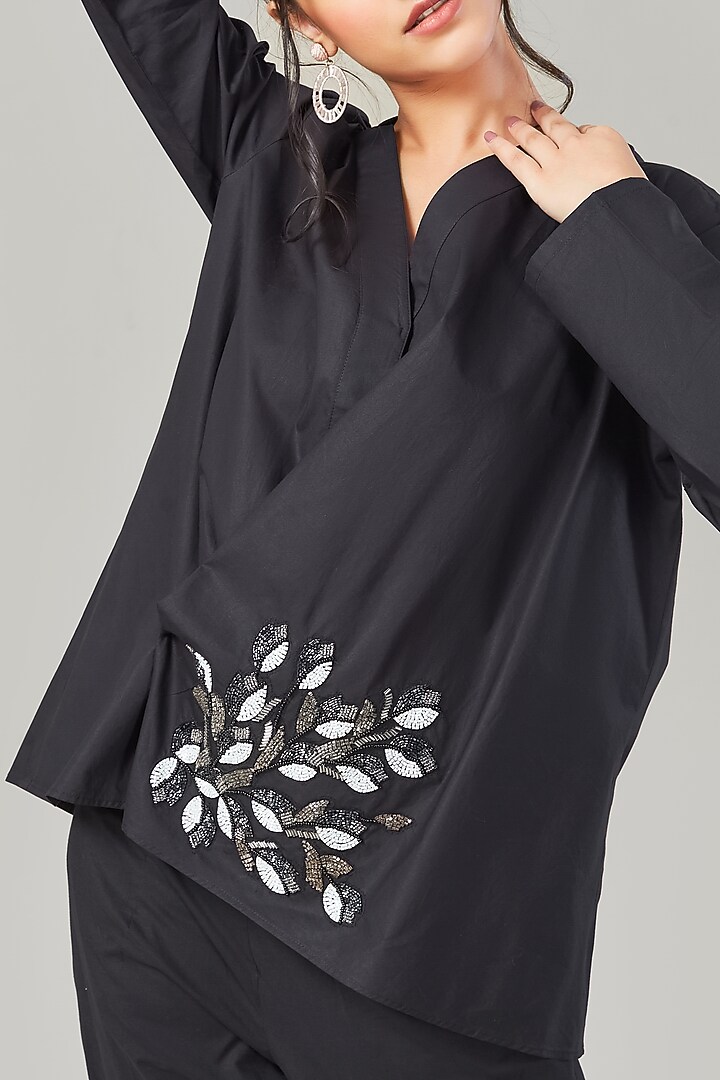 Black Cotton & Poplin Embroidered Co-Ord Set by Ek Dhaaga at Pernia's Pop Up Shop