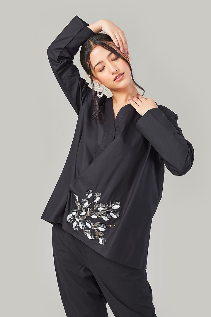 Black Cotton & Poplin Embroidered Co-Ord Set by Ek Dhaaga at Pernia's Pop Up Shop