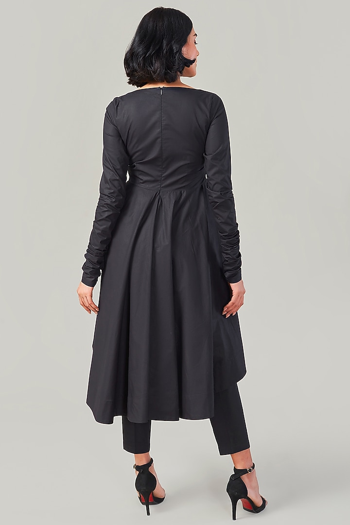 Black Cotton & Poplin Embroidered Tunic Set by Ek Dhaaga at Pernia's Pop Up Shop