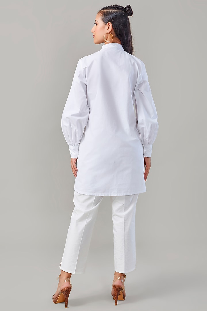 White Cotton & Poplin Embroidered Co-Ord Set by Ek Dhaaga at Pernia's Pop Up Shop
