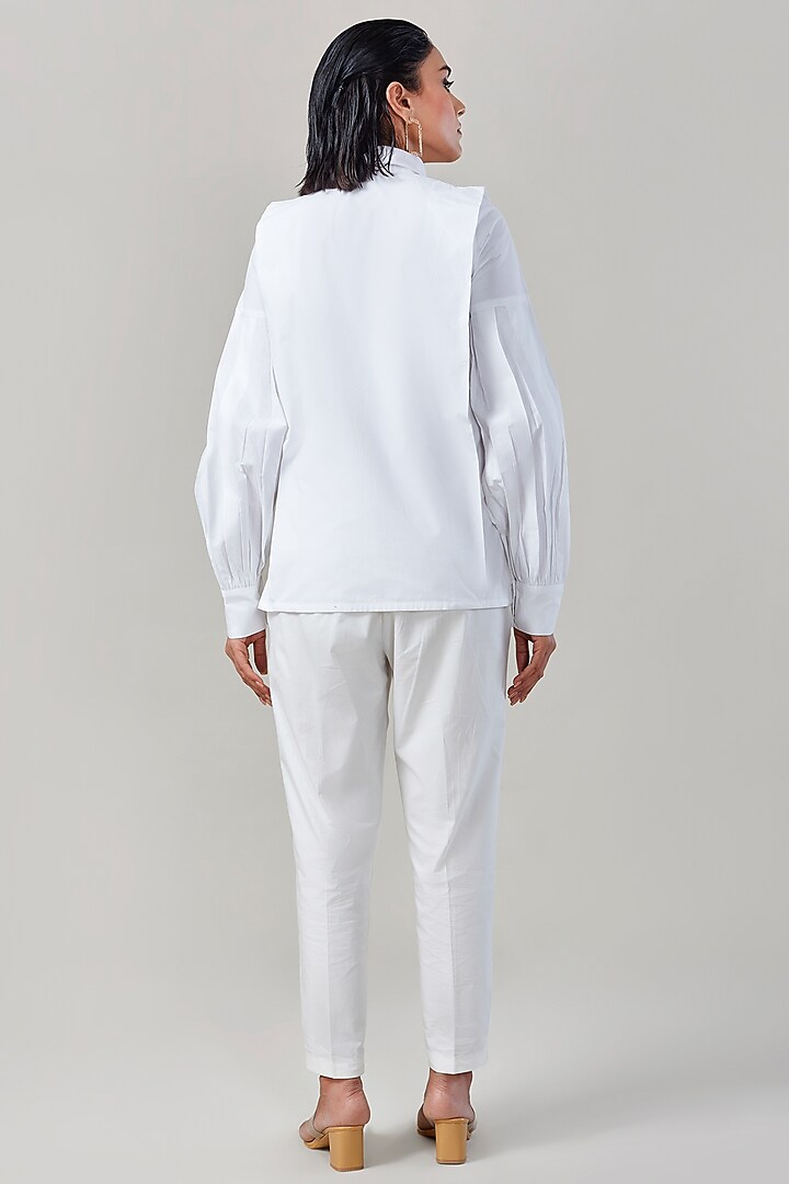 White Cotton & Poplin Embroidered Co-Ord Set by Ek Dhaaga at Pernia's Pop Up Shop