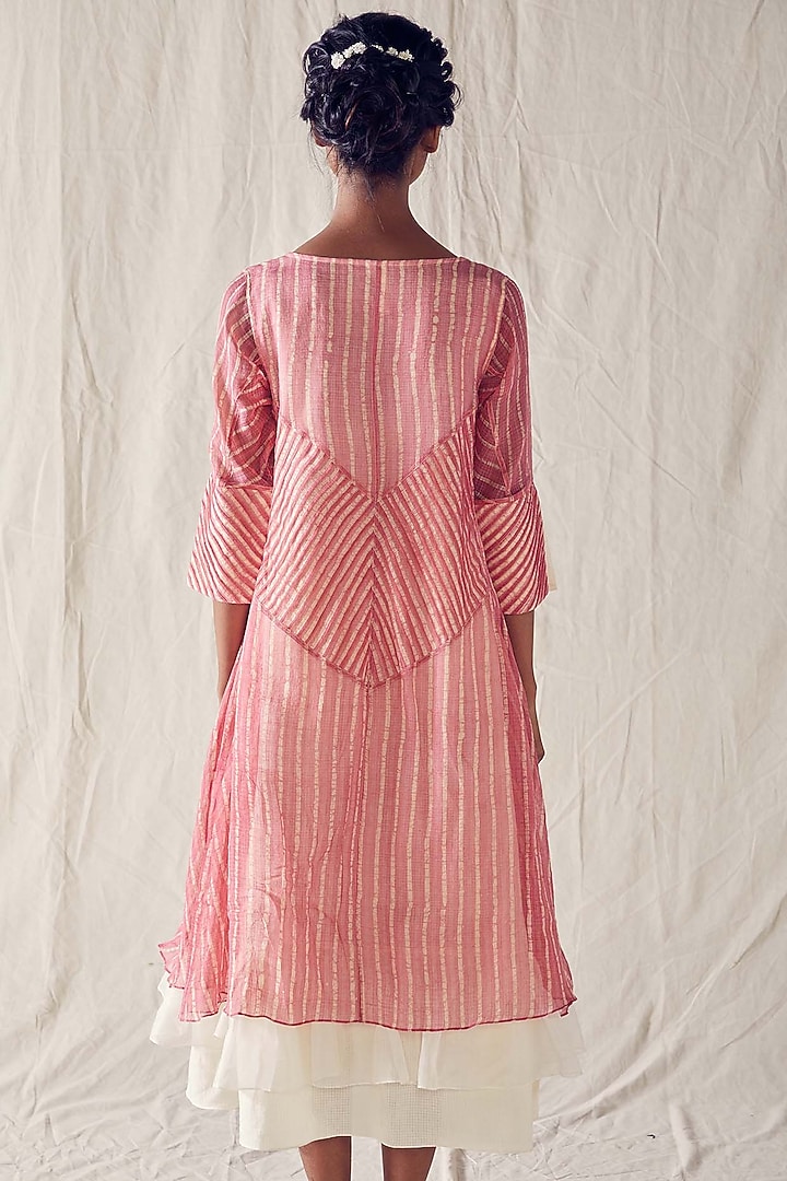 Light Red & Ivory Printed Vacation Dress by Ek Katha at Pernia's Pop Up Shop