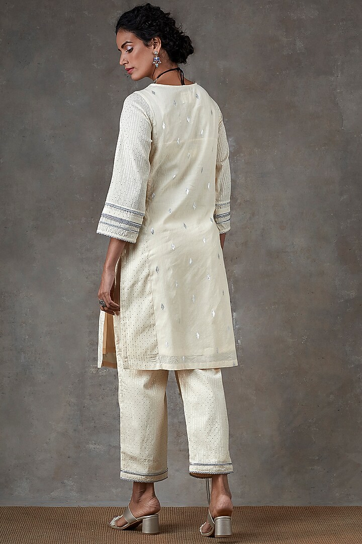 Ecru Kurta Set In Cotton by Ekanya at Pernia's Pop Up Shop