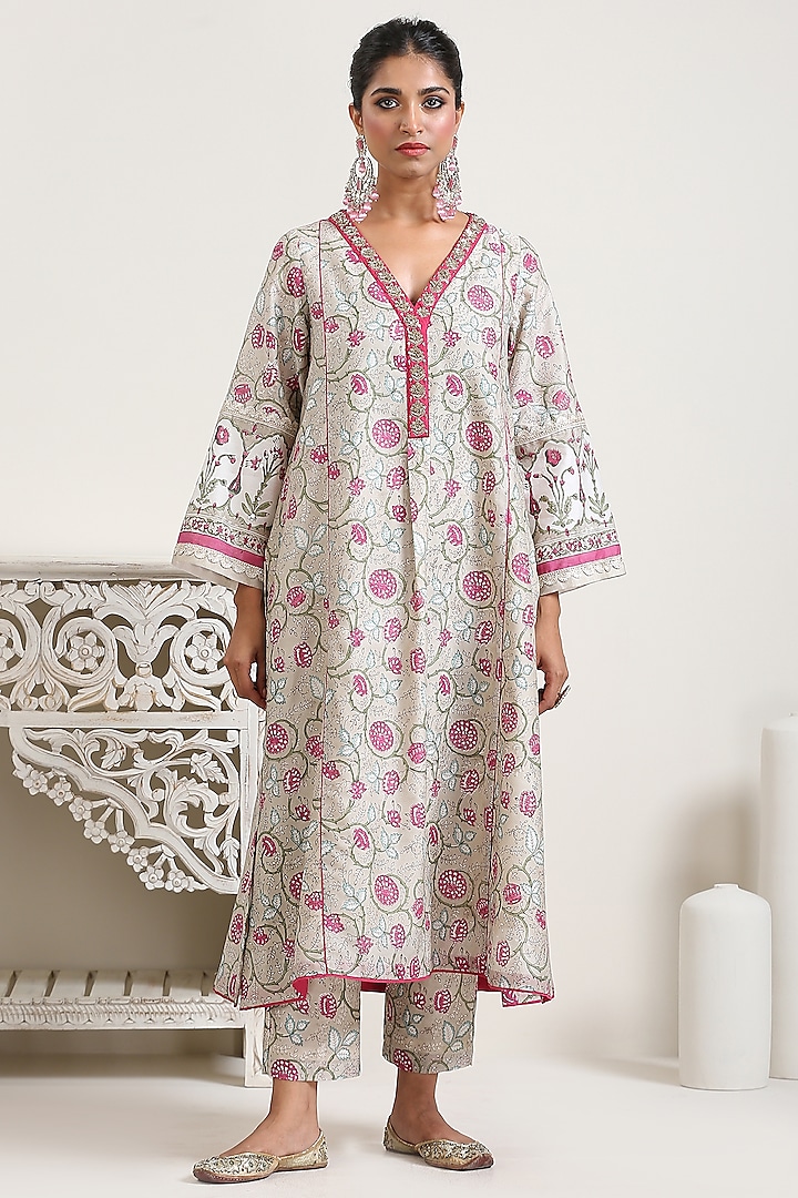 Grey Printed Kurta Set by Ekanya at Pernia's Pop Up Shop