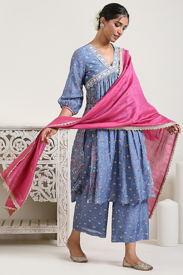 Blue Embroidered Kurta Set by Ekanya at Pernia's Pop Up Shop